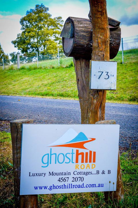 Ghost Hill Road Retreat - Tourism Caloundra 0