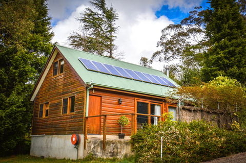 Ghost Hill Road Retreat - Tourism Caloundra 26