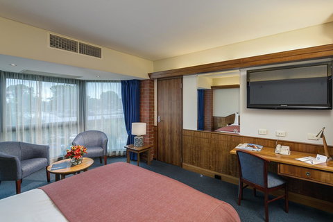 Arkaba Hotel - Tourism Caloundra 11