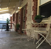Two Cow Cottage Bed  Breakfast - Tourism Caloundra