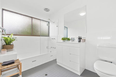 Maslin Beach Getaway - Tourism Caloundra 16