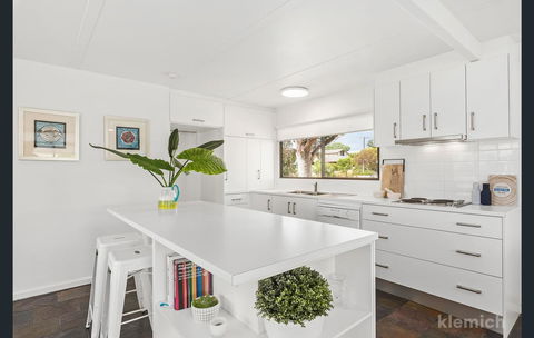 Maslin Beach Getaway - Tourism Caloundra 6