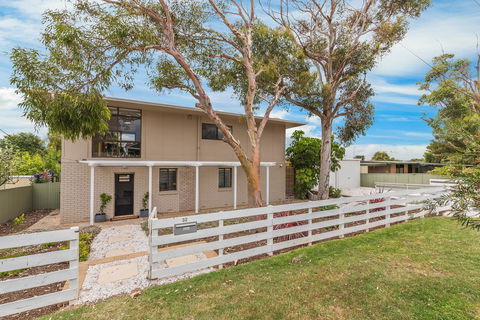 Maslin Beach Getaway - Tourism Caloundra 3