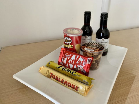 Ensenada Motor Inn And Suites - Tourism Caloundra 16