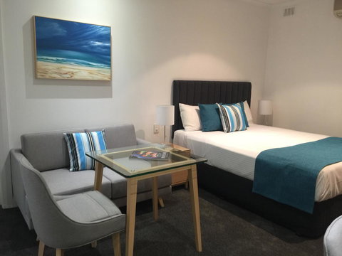 Ensenada Motor Inn And Suites - Tourism Caloundra 14