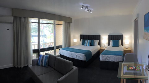 Ensenada Motor Inn And Suites - Tourism Caloundra 9