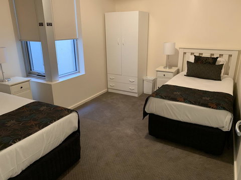 Ensenada Motor Inn And Suites - Tourism Caloundra 28