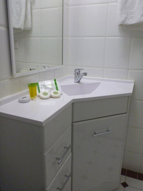 Ensenada Motor Inn And Suites - Tourism Caloundra 15