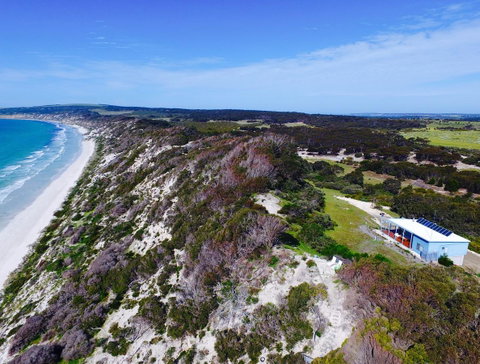 A Dune Escape - Tourism Caloundra 0