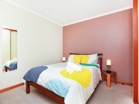 Franklin Beachfront Apartments - Tourism Caloundra 14