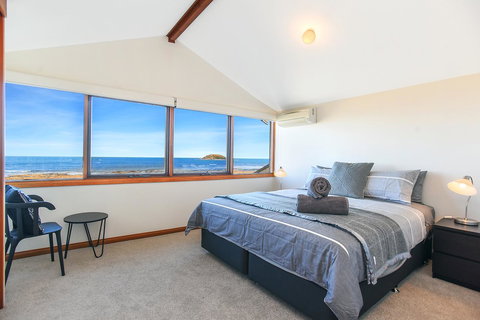 Franklin Beachfront Apartments - Tourism Caloundra 13