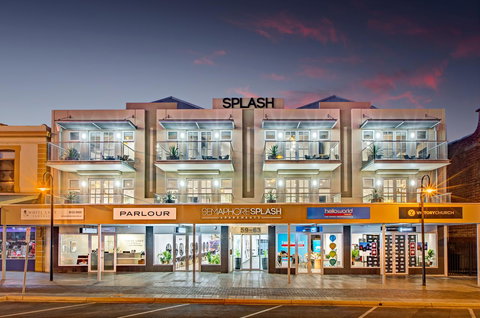 Semaphore Splash Apartments - Tourism Caloundra 0