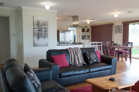 Admirals Inn - Tourism Caloundra 21