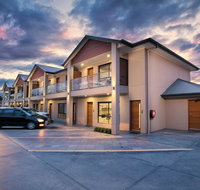 Renmark Holiday Apartment - Tourism Caloundra