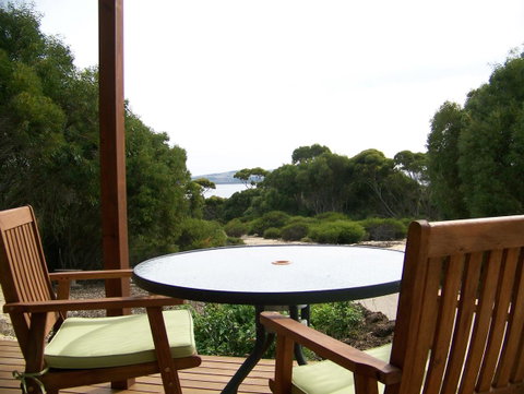 Mallee Bark Retreat - Tourism Caloundra 2