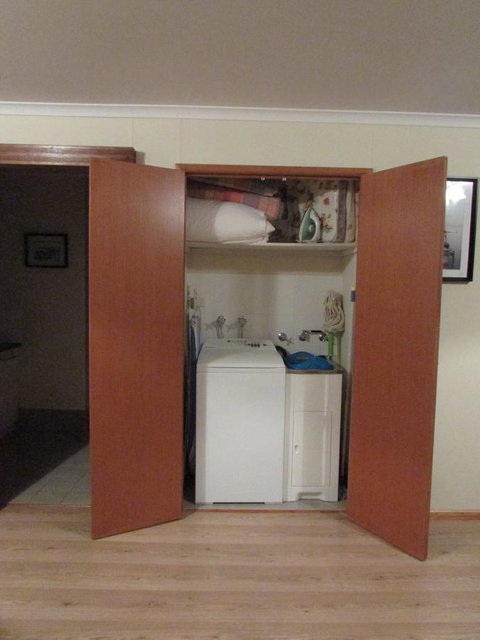 Lazy Days Cottage - Victor Harbor - Tourism Caloundra 18