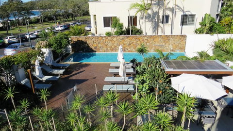 Bayview Beachfront Apartments, In Town Right On The Beach - Tourism Caloundra 20