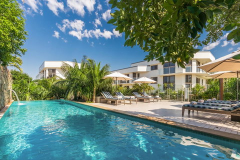 Bayview Beachfront Apartments, In Town Right On The Beach - Tourism Caloundra 6