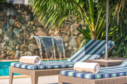 Bayview Beachfront Apartments, In Town Right On The Beach - Tourism Caloundra 4