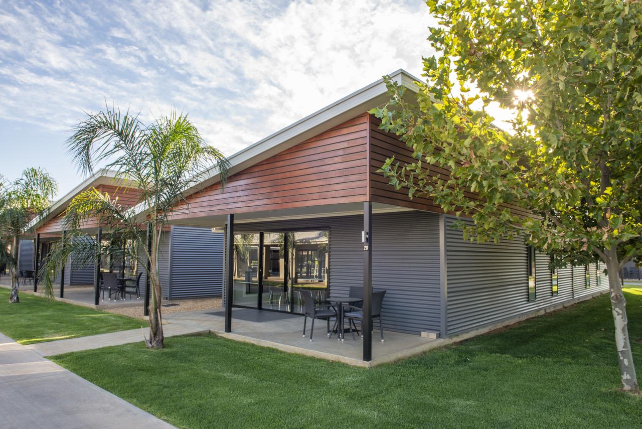 Paringa SA Tourism Caloundra