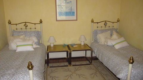 Gainsborough Cottage - Tourism Caloundra 2