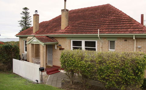 Grace Cottage - Tourism Caloundra 2