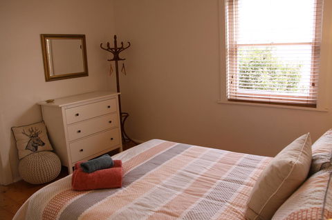 Grace Cottage - Tourism Caloundra 12