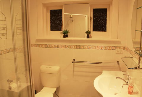Grace Cottage - Tourism Caloundra 14