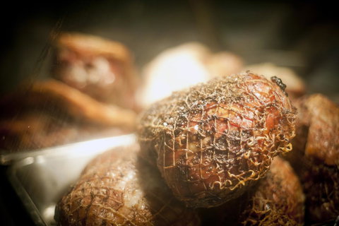 Nightcap At Hotel Victor - Tourism Caloundra 24