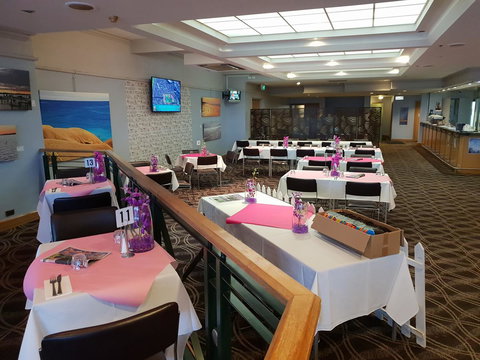 Nightcap At Hotel Victor - Tourism Caloundra 3