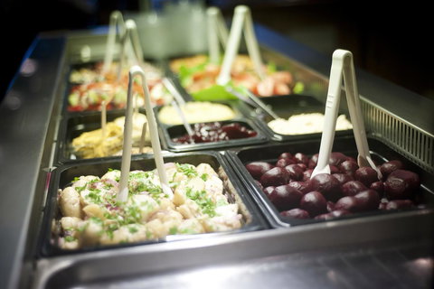 Nightcap At Hotel Victor - Tourism Caloundra 23