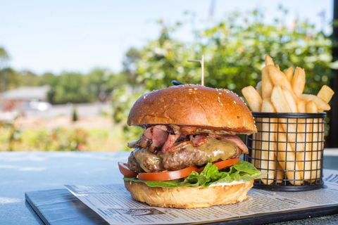 Mick O\'Sheas - Tourism Caloundra 42