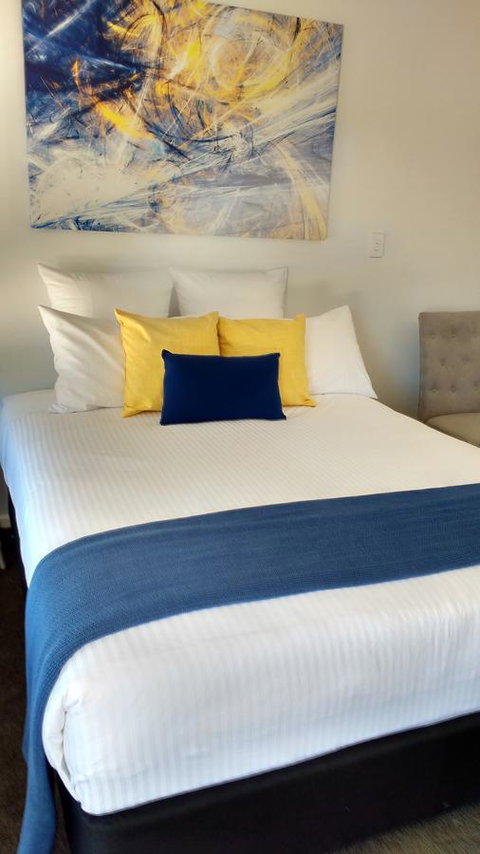 The Avenue Inn - Tourism Caloundra 9