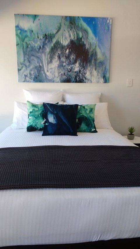 The Avenue Inn - Tourism Caloundra 15