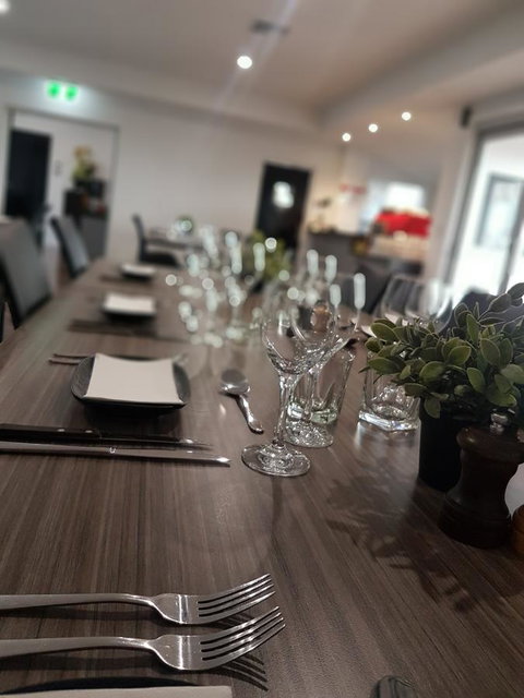 The Avenue Inn - Tourism Caloundra 5