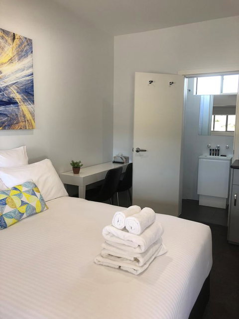 The Avenue Inn - Tourism Caloundra 25