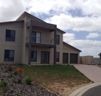 Relax On Par - Tourism Caloundra