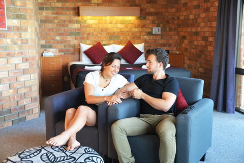 Kangaroo Island Seaside Inn - Tourism Caloundra 2