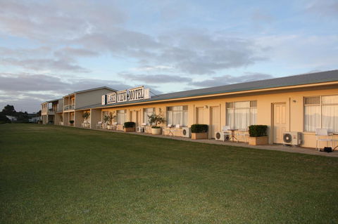Lakeview Motel And Apartments - Tourism Caloundra 17