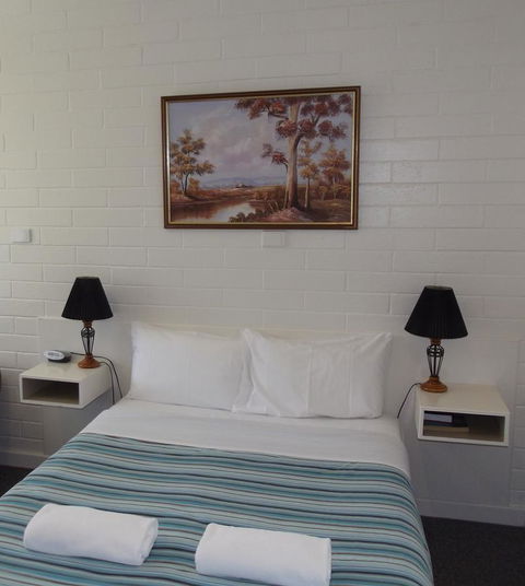 Guichen Bay Motel - Tourism Caloundra 25