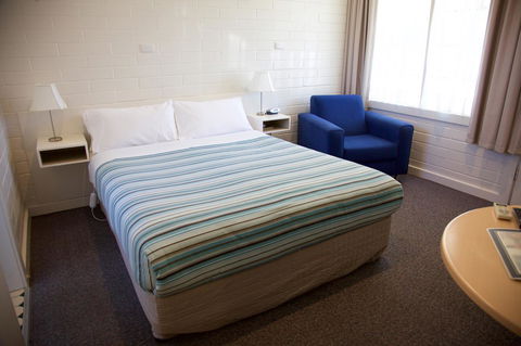 Guichen Bay Motel - Tourism Caloundra 10