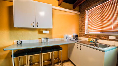 The Underground Motel - Tourism Caloundra 14