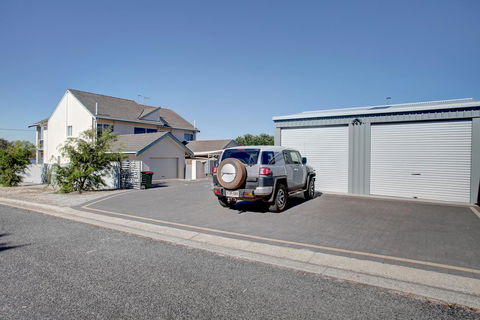 Bay Bliss - Tourism Caloundra 6