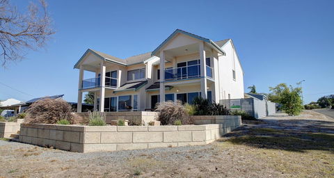 Bay Bliss - Tourism Caloundra 4