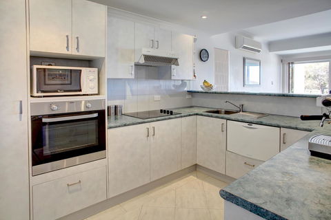 Bay Bliss - Tourism Caloundra 7