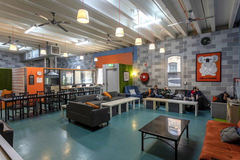 Tequila Sunrise Hostel Adelaide - Tourism Caloundra 19