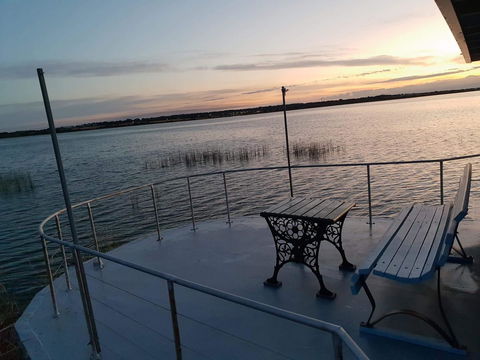 PS Federal Retreat Paddle Steamer Goolwa - Tourism Caloundra 5
