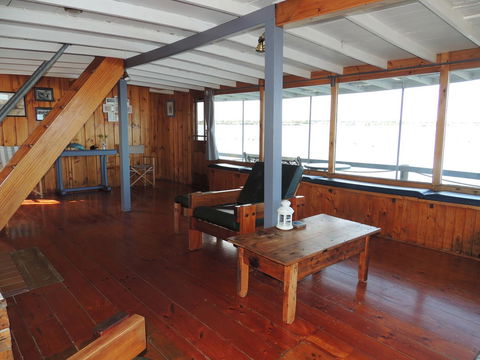 PS Federal Retreat Paddle Steamer Goolwa - Tourism Caloundra 21