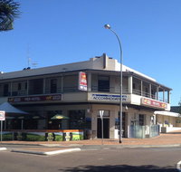 Pier Hotel - Tourism Caloundra