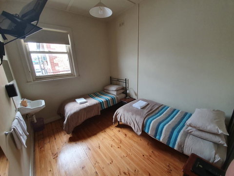 Pier Hotel Port Lincoln - Tourism Caloundra 25